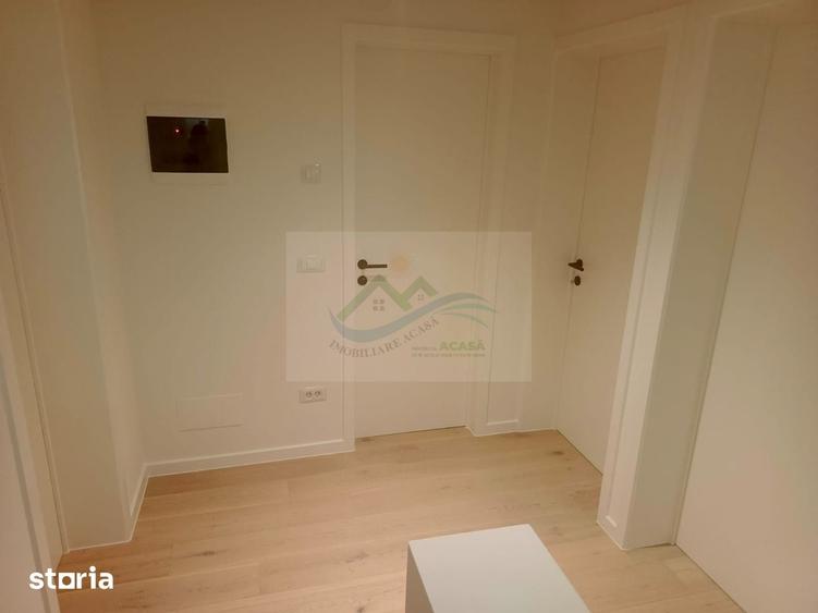 Casă cu 6 camere cu Teren 300 Mp în Central