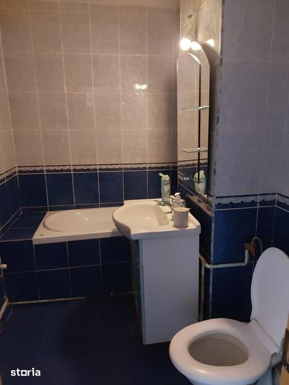 Apartament cu 3 camere în Micro 11