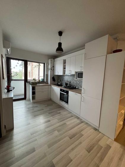 Apartament cu 2 camere decomandat în Bârzești