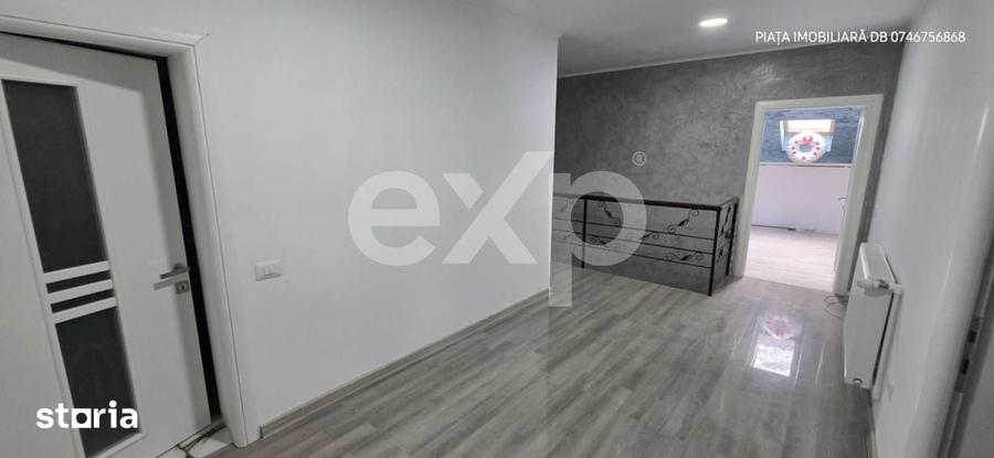 Casă cu 8 camere cu Teren 400 Mp în Central