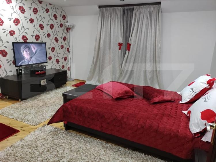 Apartament cu 3 camere decomandat, mobilat în Nord-Vest