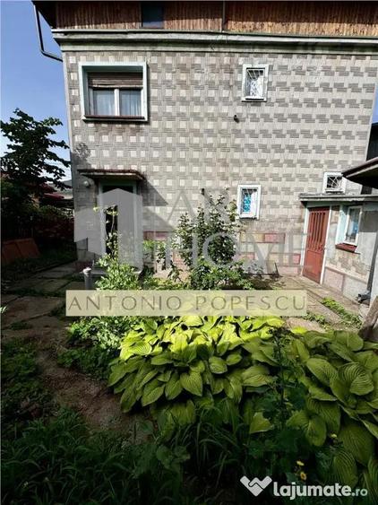Casă cu 3 camere cu Canalizare în Central