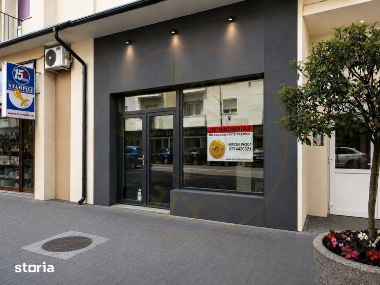 Spațiu comercial, de 52 mp, în Central
