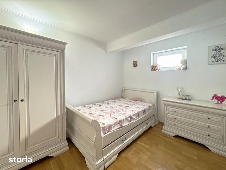 Apartament cu 3 camere semidecomandat în Tomis I