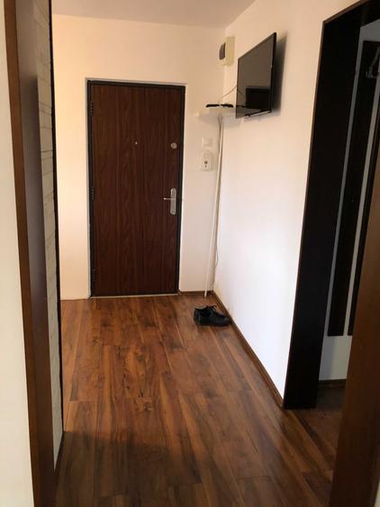 Apartament cu 3 camere decomandat în Între Lacuri
