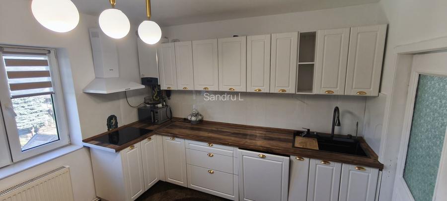Inchiriez apartament 110 m2