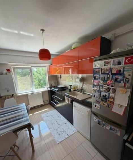 Apartament cu 3 camere decomandat în Tomis Nord