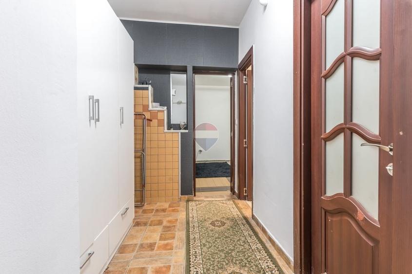Apartament cu 2 camere semidecomandat, mobilat în Tudor Vladimirescu