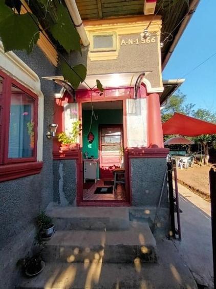 Casă individuală cu 3 camere cu Teren 1736 Mp în Martalogi