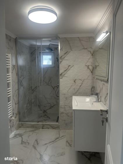 Casă cu 3 camere cu Teren 500 Mp în Central