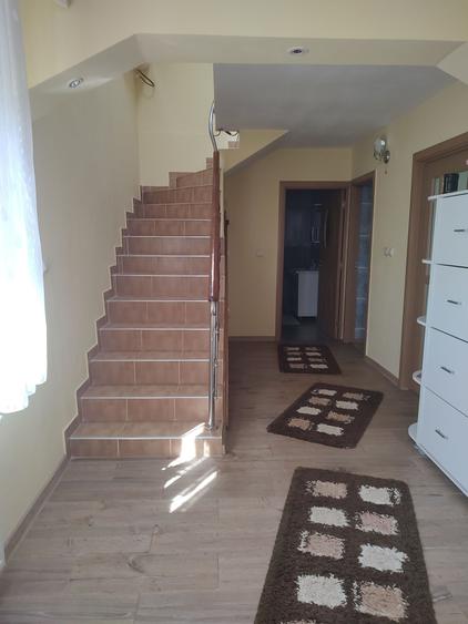 Casă cu 4 camere cu Teren 362 Mp în Malu Mare