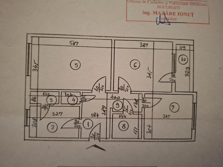 Apartament cu 3 camere decomandat în Dristor