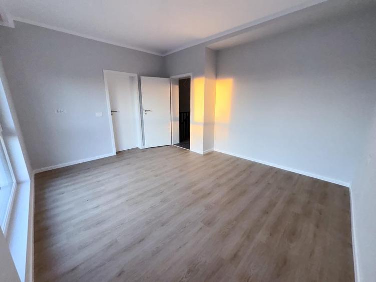 Casă individuală cu 2 camere cu Garaj în Remetea Mare