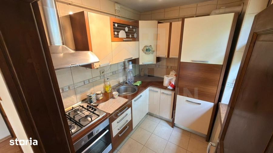 Casă cu 6 camere cu Teren 464 Mp în Cârcea