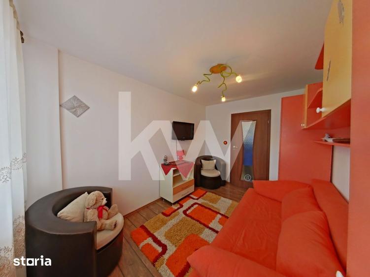 Apartament cu 3 camere, mobilat în Dârste