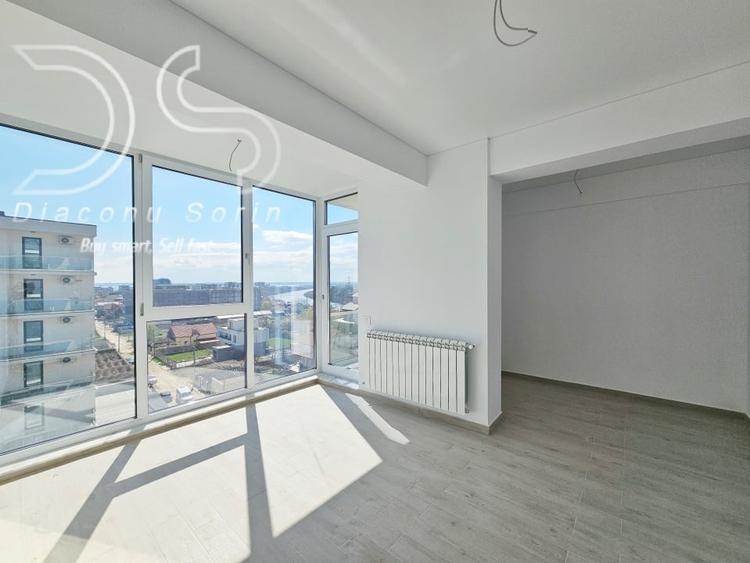 Apartament cu 3 camere semidecomandat în Mamaia-Sat