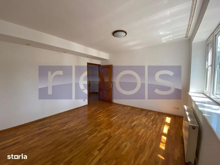 Casă cu 4 camere în Sălaj