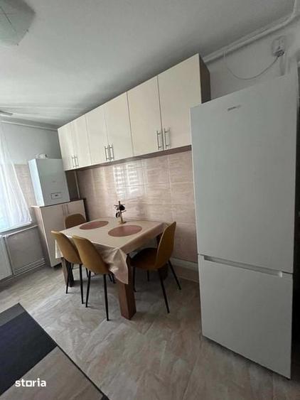 Apartament 3 camere decomandate, Brazda lui Novac, etaj 2 de inchiriat - 1