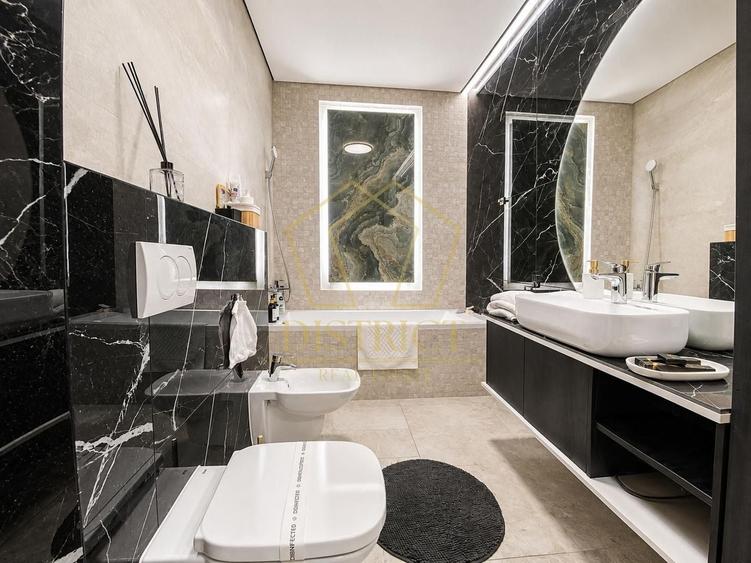 Apartament cu 3 camere decomandat, mobilat în Torontalului