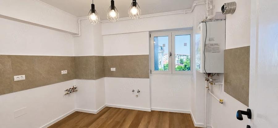 Apartament cu 4 camere decomandat în Șagului