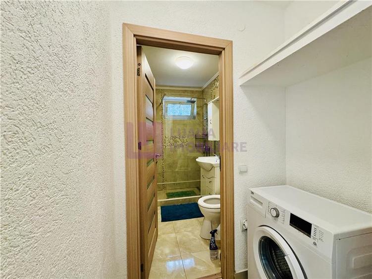 Apartament cu 3 camere decomandat, mobilat în Hipodrom 2