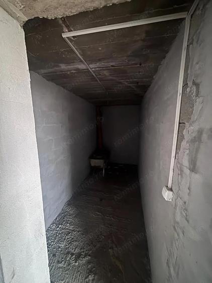 Casă cu 4 camere cu Teren 500 Mp în Nazna