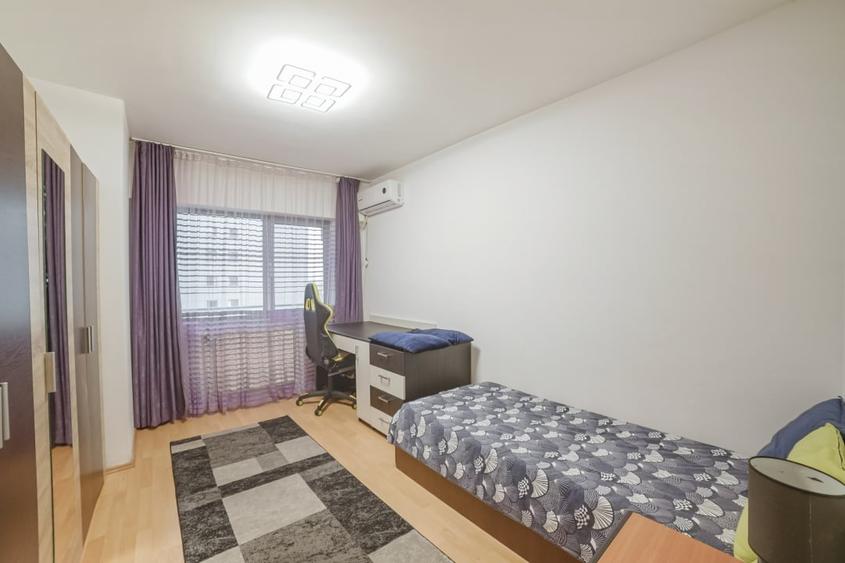 Apartament cu 3 camere decomandat, mobilat în Baicului