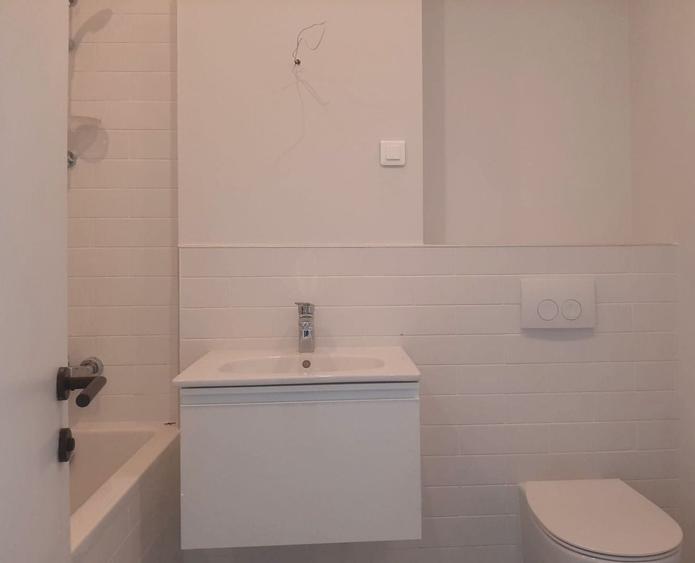 Vanzare Apartament modern cu 2 camere etaj 3 langa Petrom City - 13