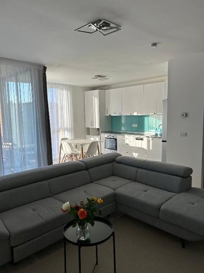Apartament cu 2 camere semidecomandat, mobilat în Iosefin