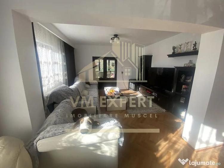 Casă cu 5 camere cu Teren 2078 Mp în Câmpulung Muscel