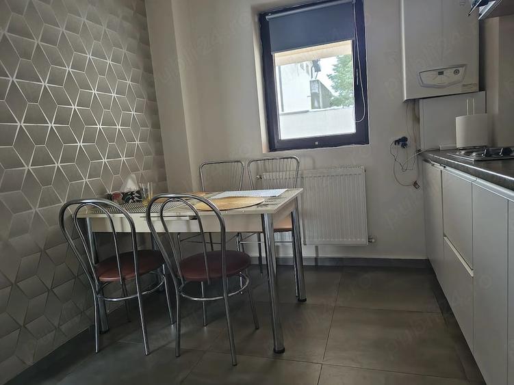 Casă cu Teren 122 Mp în Central
