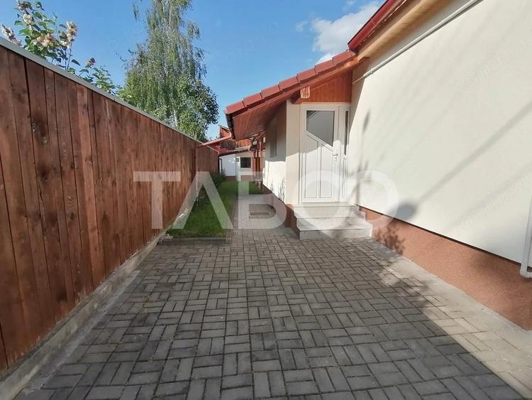 Casă cu 3 camere cu Teren 452 Mp în Central