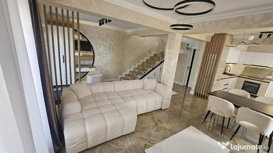 Casă cu 4 camere cu Teren 300 Mp în Central