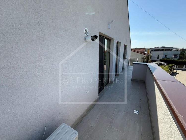 Apartament cu 2 camere semidecomandat, mobilat în Străulești