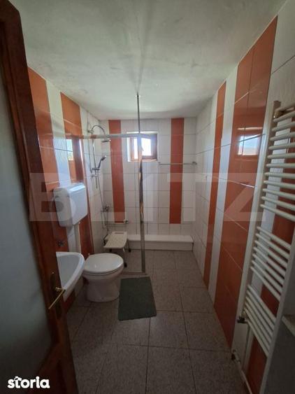 Casă cu 1 camere cu Teren 1430 Mp în Central
