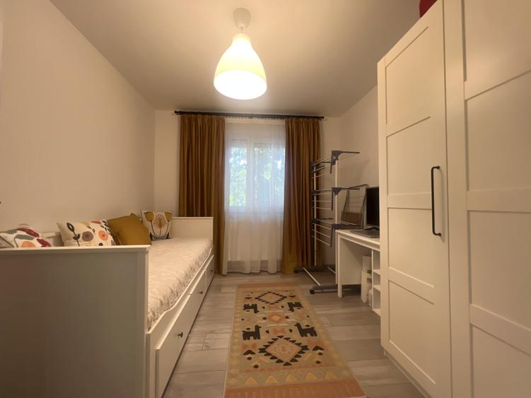 Apartament, 3 camere, 64 mp utili, etaj 3, decomandat - Piata Doina - 6