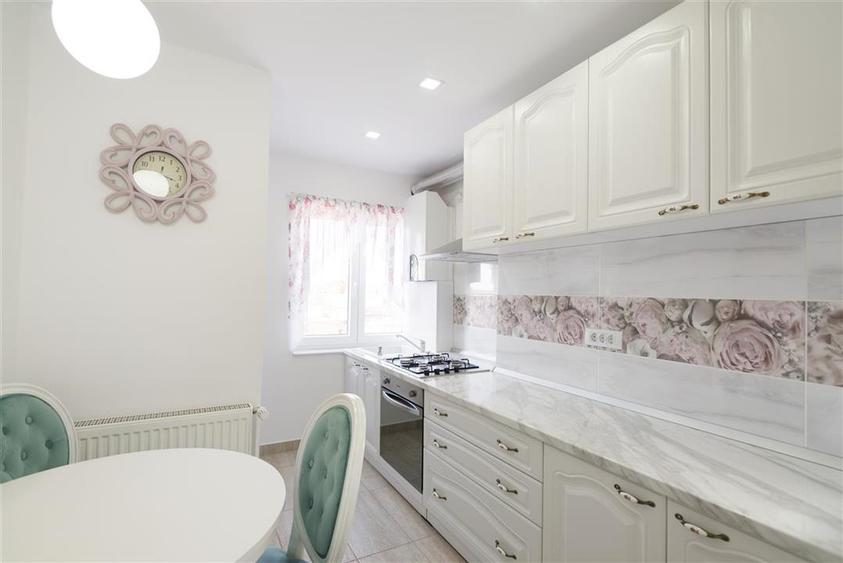 RECO Apartament 2 camere Marghita – etaj 3 4, balcon, baie cu geam, bloc cu acop - 14