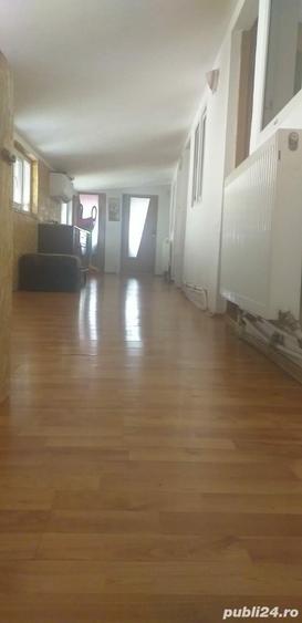 Casă cu 4 camere cu Teren 450 Mp în Central