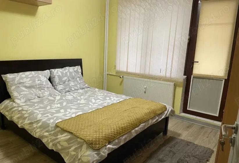 Apartament cu 3 camere, mobilat în Vatra Luminoasă