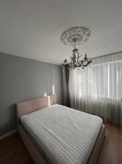 Apartament cu 2 camere decomandat în Cornișa
