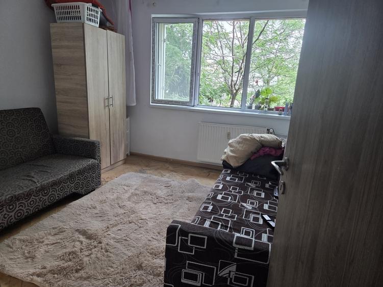 Apartament cu 2 camere semidecomandat în Muncii