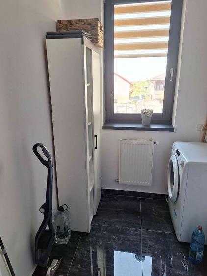 Apartament cu 2 camere decomandat în Berceni