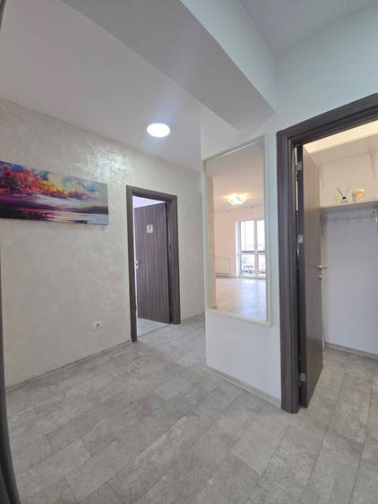 Apartament cu 3 camere decomandat în Dobroești