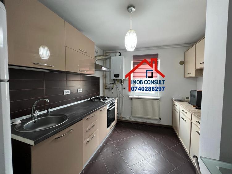 Apartament cu 3 camere decomandat în Bistrița Lac