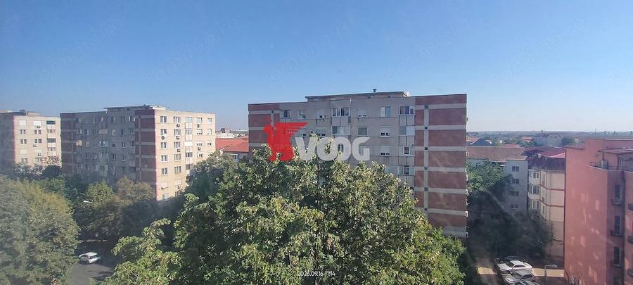 Apartament cu 3 camere semidecomandat în Central