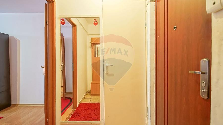 Garsonieră semidecomandată, mobilată în Bartolomeu