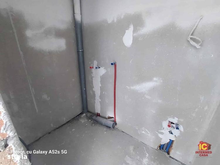 Apartament cu 3 camere în Cristian