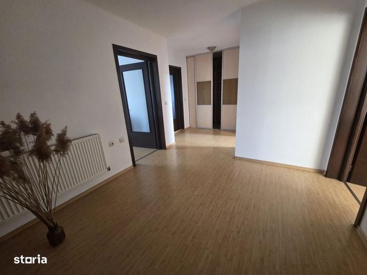 Casă cu 4 camere cu Teren 147 Mp în Central