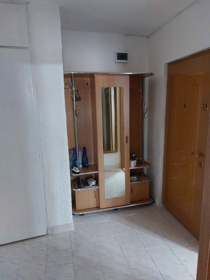 Apartament cu 2 camere decomandat în Dacia