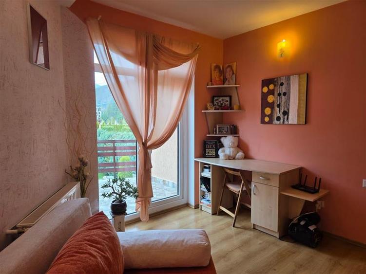Vila eleganta, zona Bunloc, in Sacele, Brasov - 20